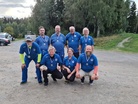 Hopeajoukkue. Vasemmalta lukien, edessä Esa, Henri, Päivi ja Kimmo K ja takana Timo, Kari, Juhani ja Kimmo H
